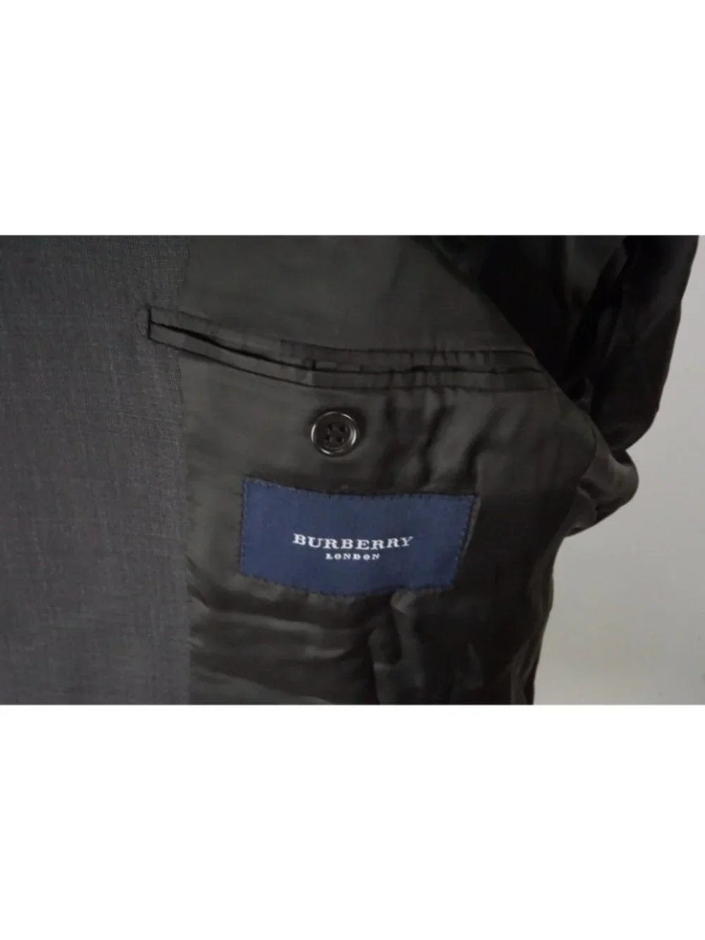 Burberry London Gray Pindot Wool 2 Pc Suit Jacket Pants Sz 40R BRAND NEW